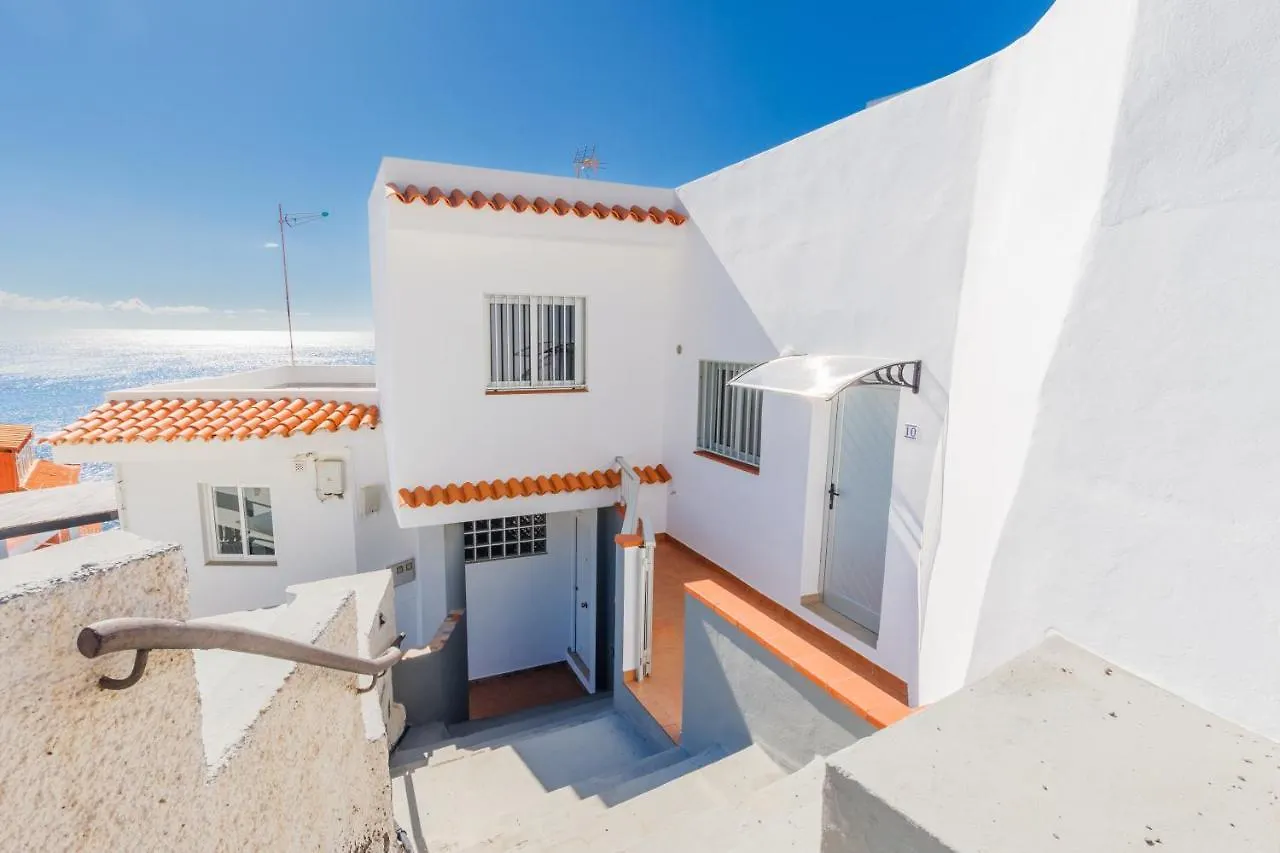 Spacious Studio Next To The Sea With Stunning Views Santa Cruz de Tenerife 0*,  Spain