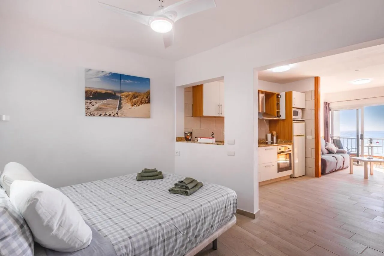 Spacious Studio Next To The Sea With Stunning Views Santa Cruz de Tenerife