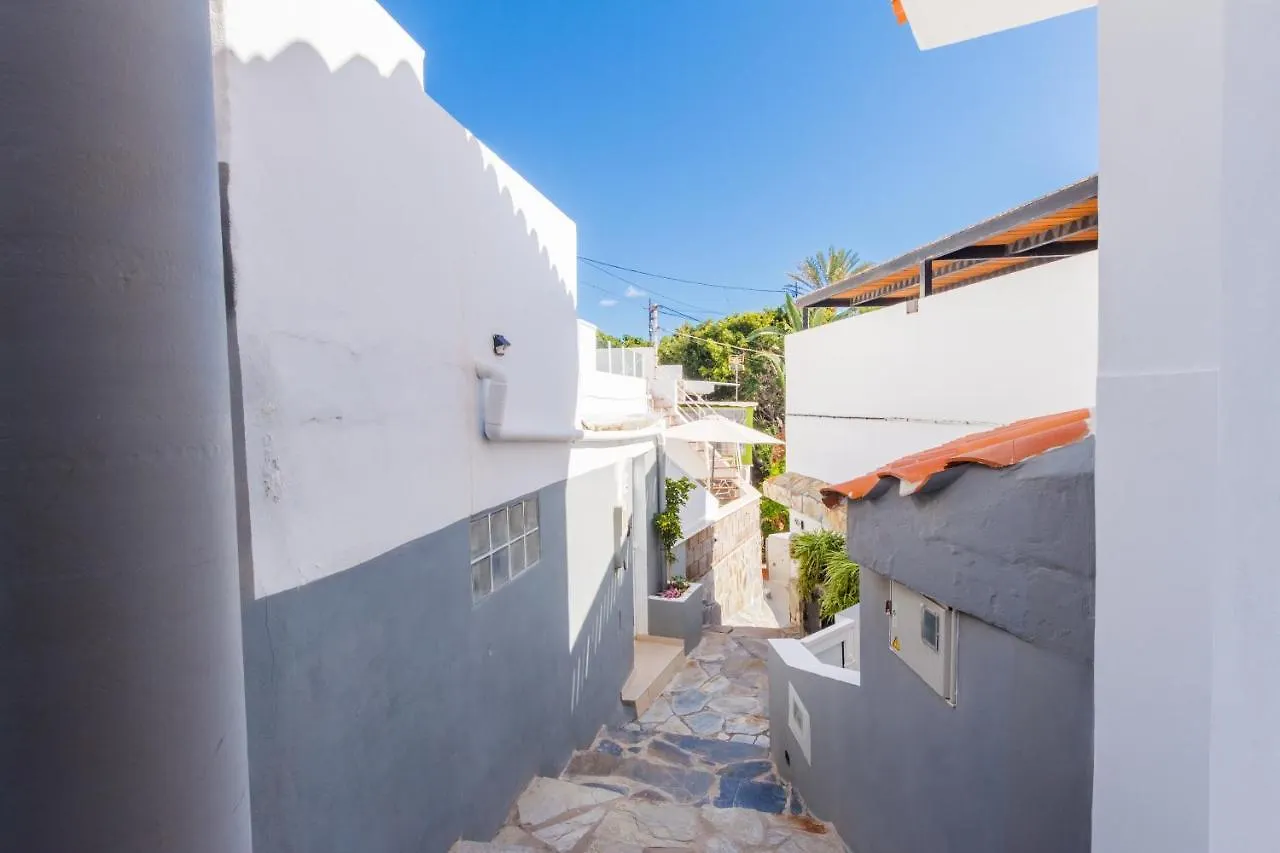 Spacious Studio Next To The Sea With Stunning Views Santa Cruz de Tenerife Apartment